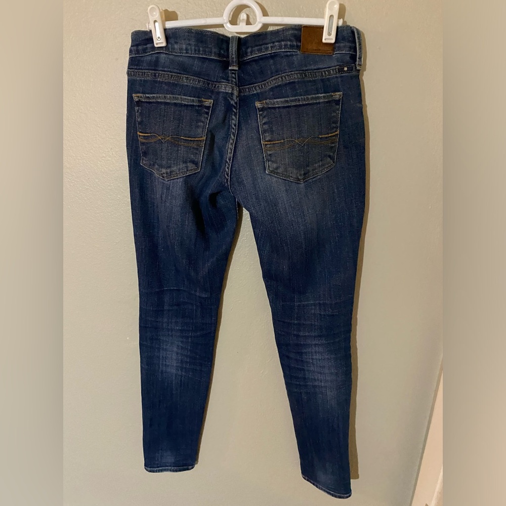 Lucky Brand Classic Blue Denim Women's Jeans - Picture 2 of 4